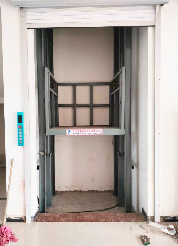 HY井道升降平臺(tái)(貨梯) HY井道升降平臺(tái)(貨梯)